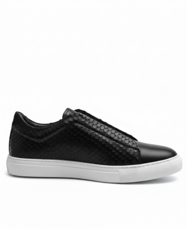 Massi Milano Slip-On Sneaker Schwarz mit Rollenprägung